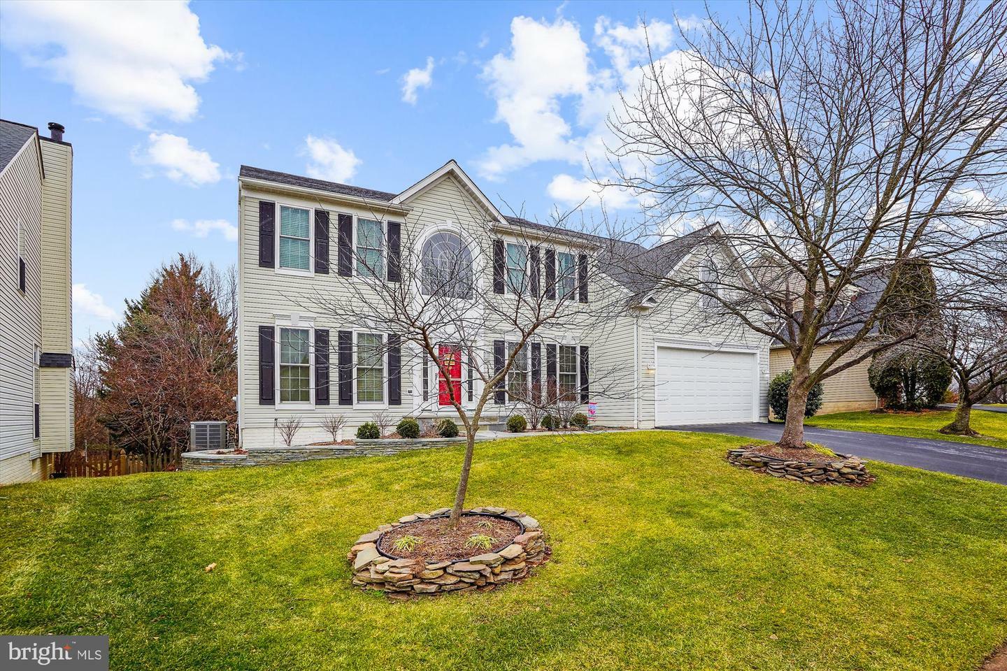 Property Photo:  20702 Pomeroy Court  VA 20147 