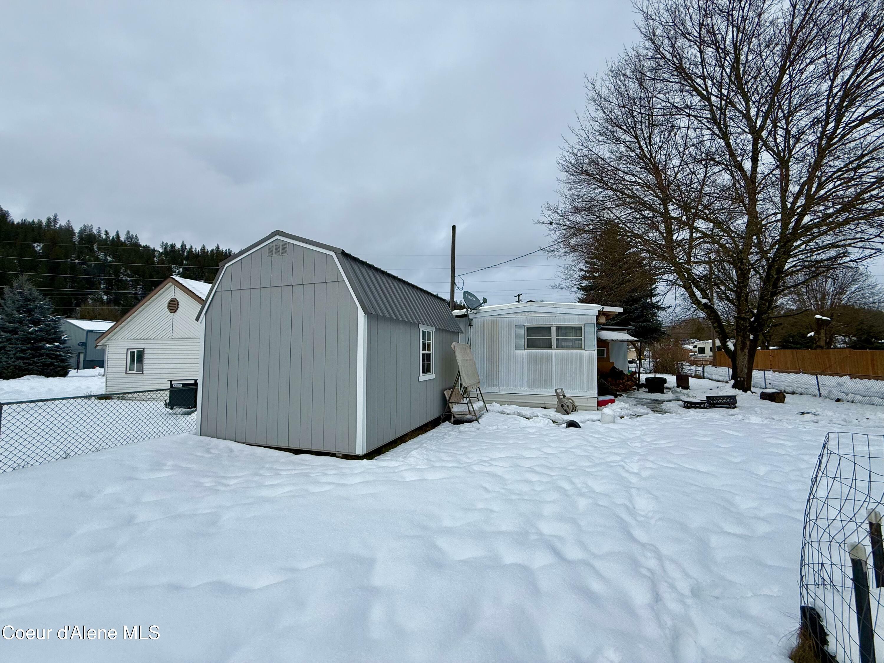 Property Photo:  607 Lewiston Ave  ID 83850 