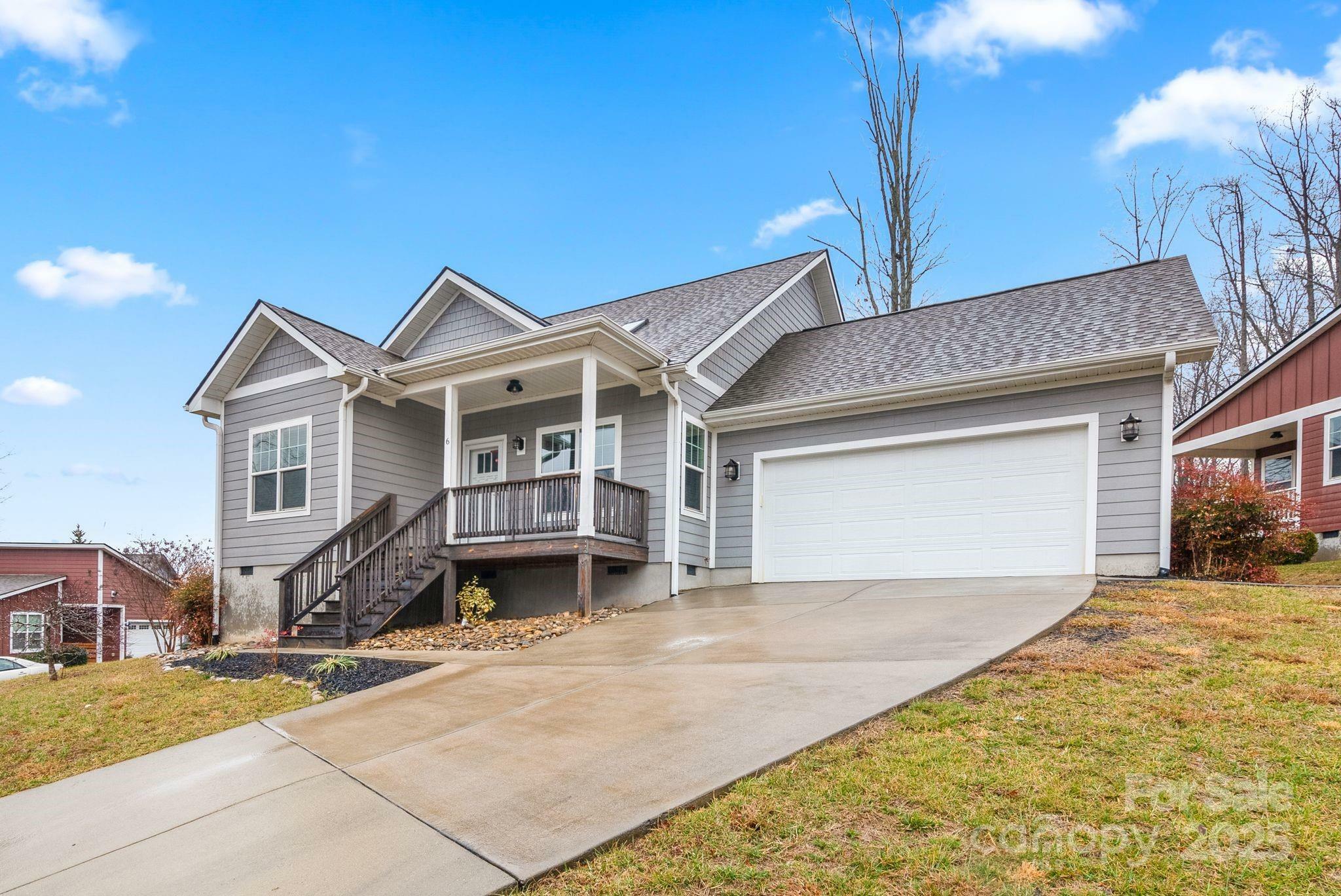 Property Photo: 6 Meeting Street NC 28803