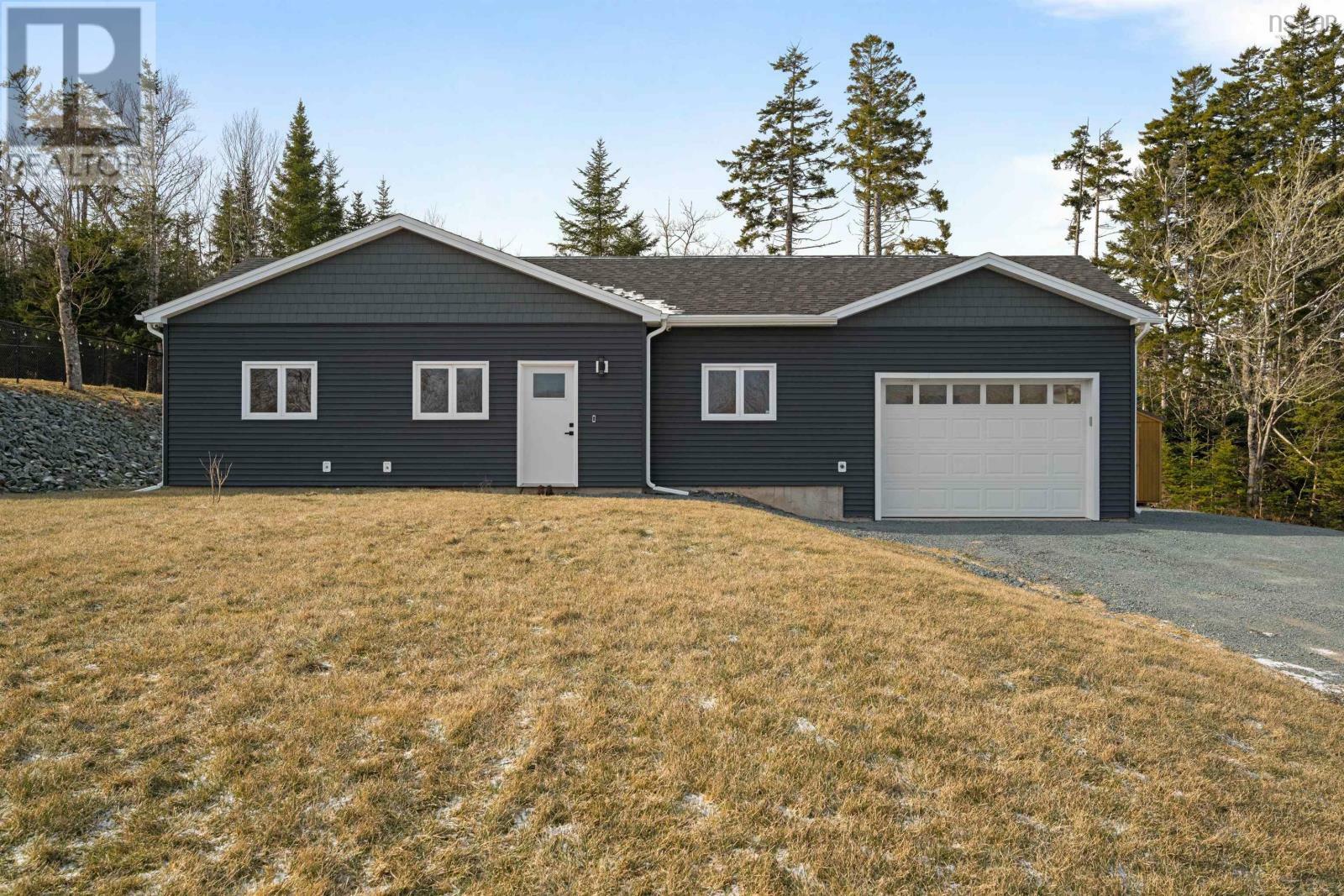 Photo de la propriété: 31 Shelly Crescent NS B0J 2L0