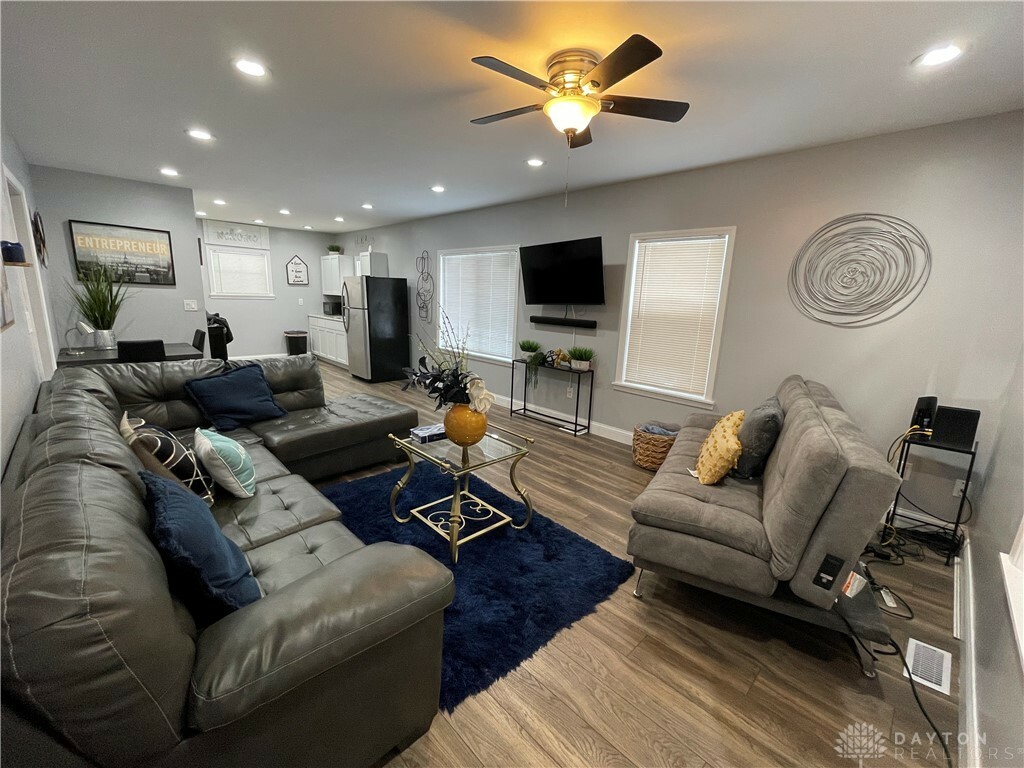 Property Photo:  1028 Walton Avenue  OH 45402 