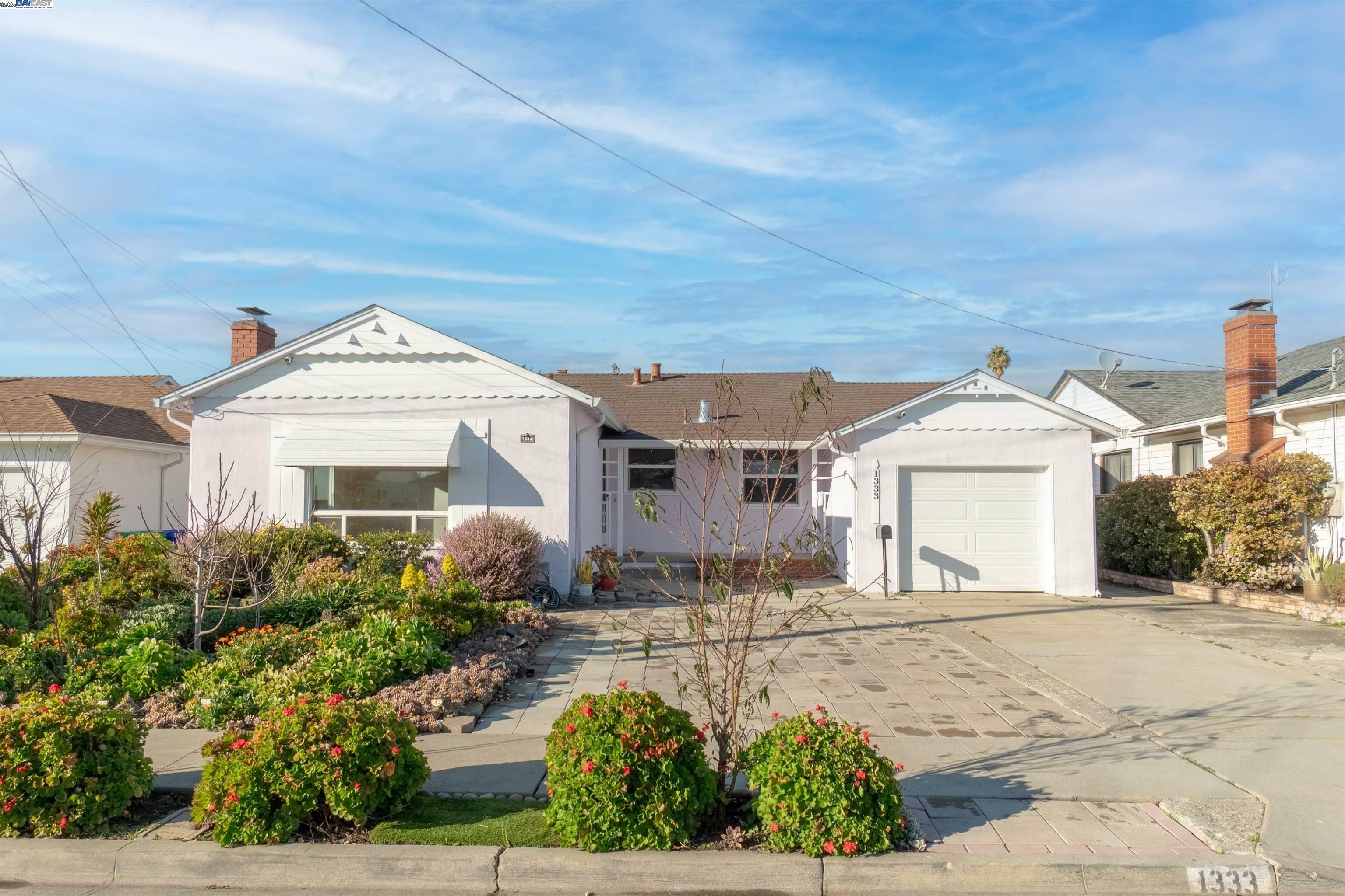 Property Photo:  1333 Devonshire Ave  CA 94579 