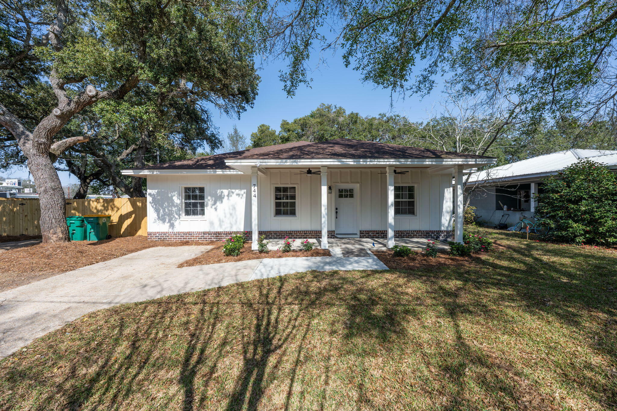 Property Photo:  744 2nd Avenue  FL 32547 