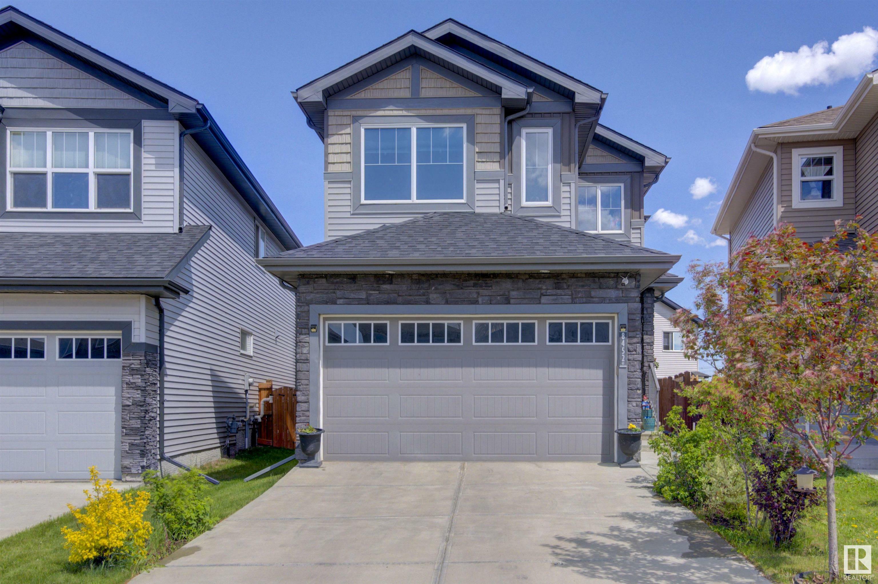 Property Photo:  8452 Cushing Court SW  AB T6W 3L3 