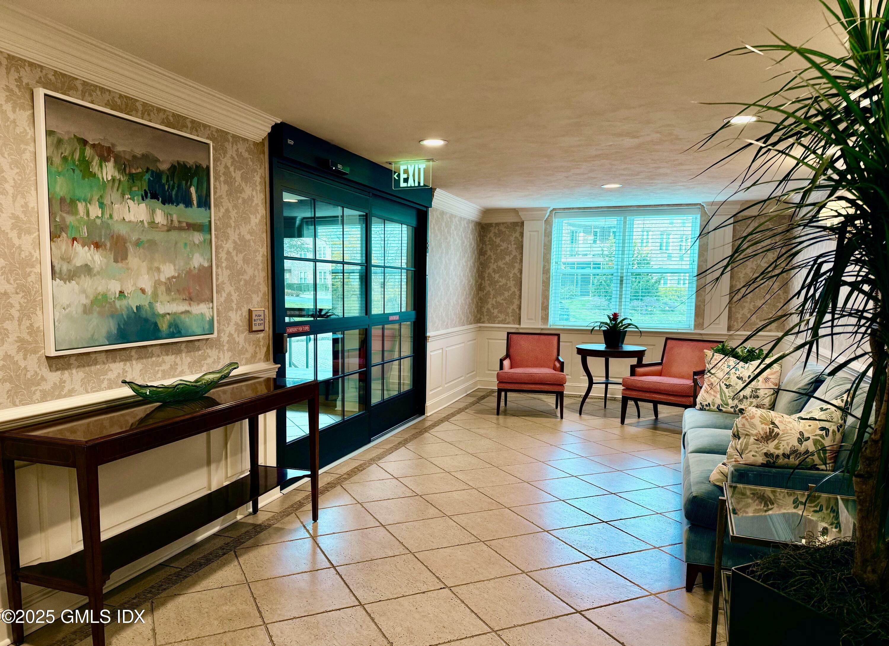 Property Photo: 3 Putnam Hill 3F CT 06830