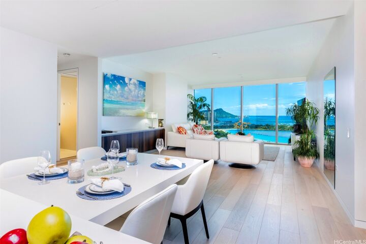 Property Photo: 1118 Ala Moana Boulevard 2102 HI 96814