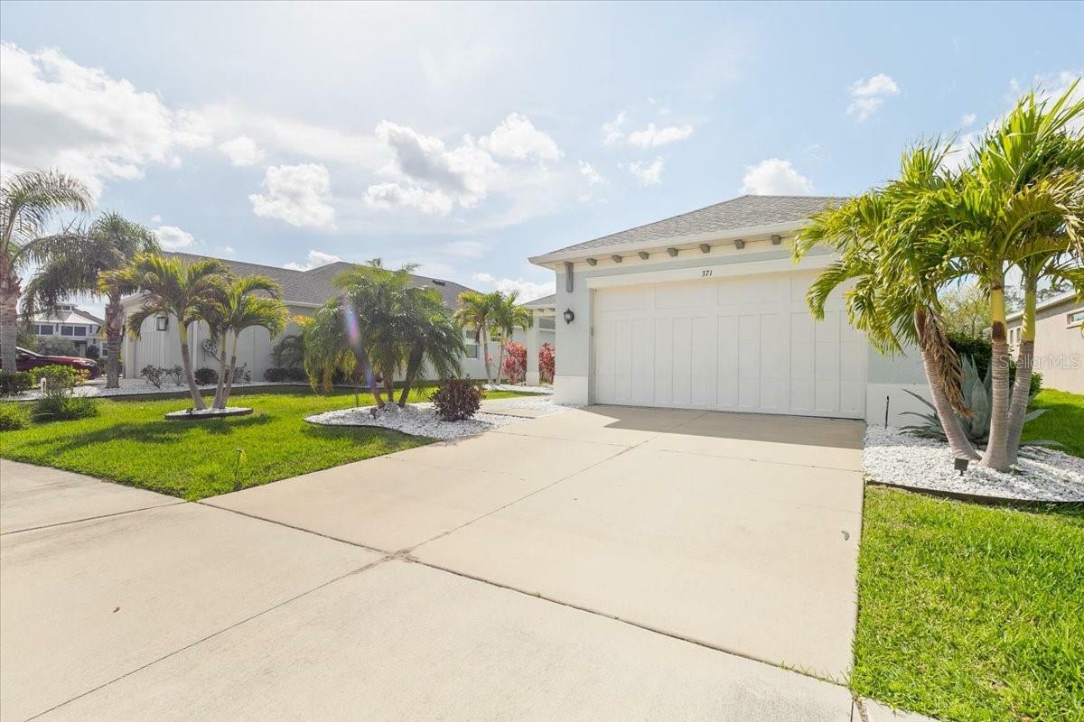 Property Photo:  3711 Manorwood Loop  FL 34219 