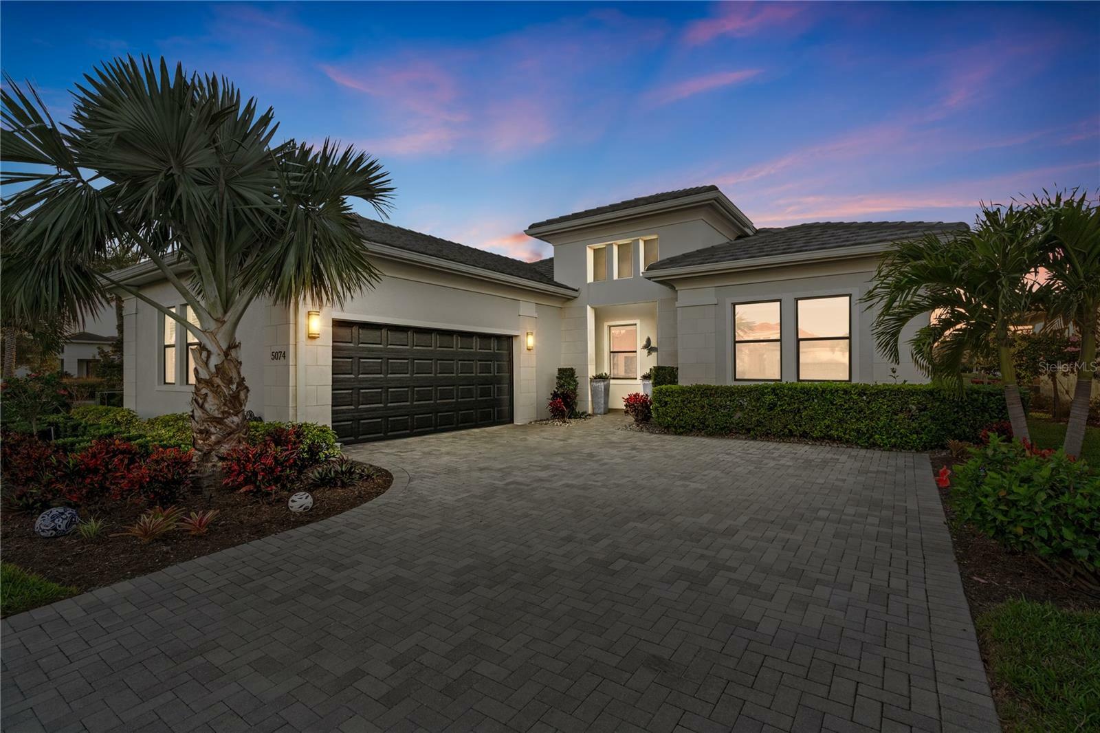 Property Photo:  5074 Surfside Circle  FL 34211 