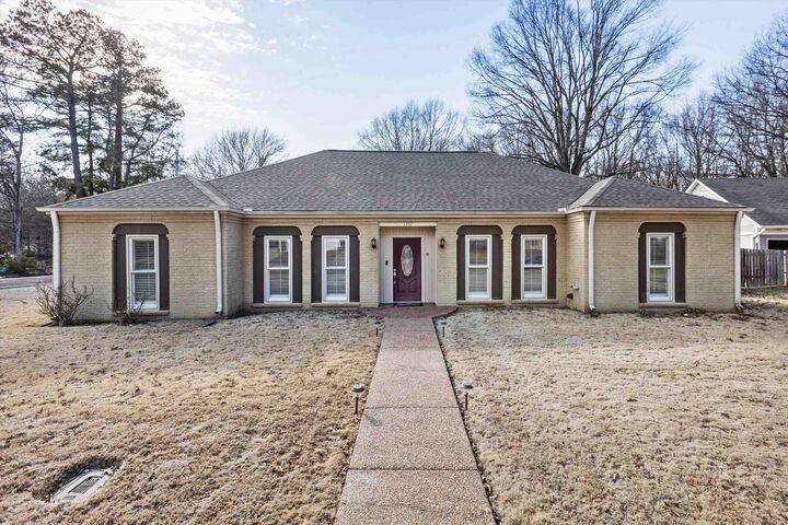 1357 Brookside Dr  Germantown TN 38138 photo