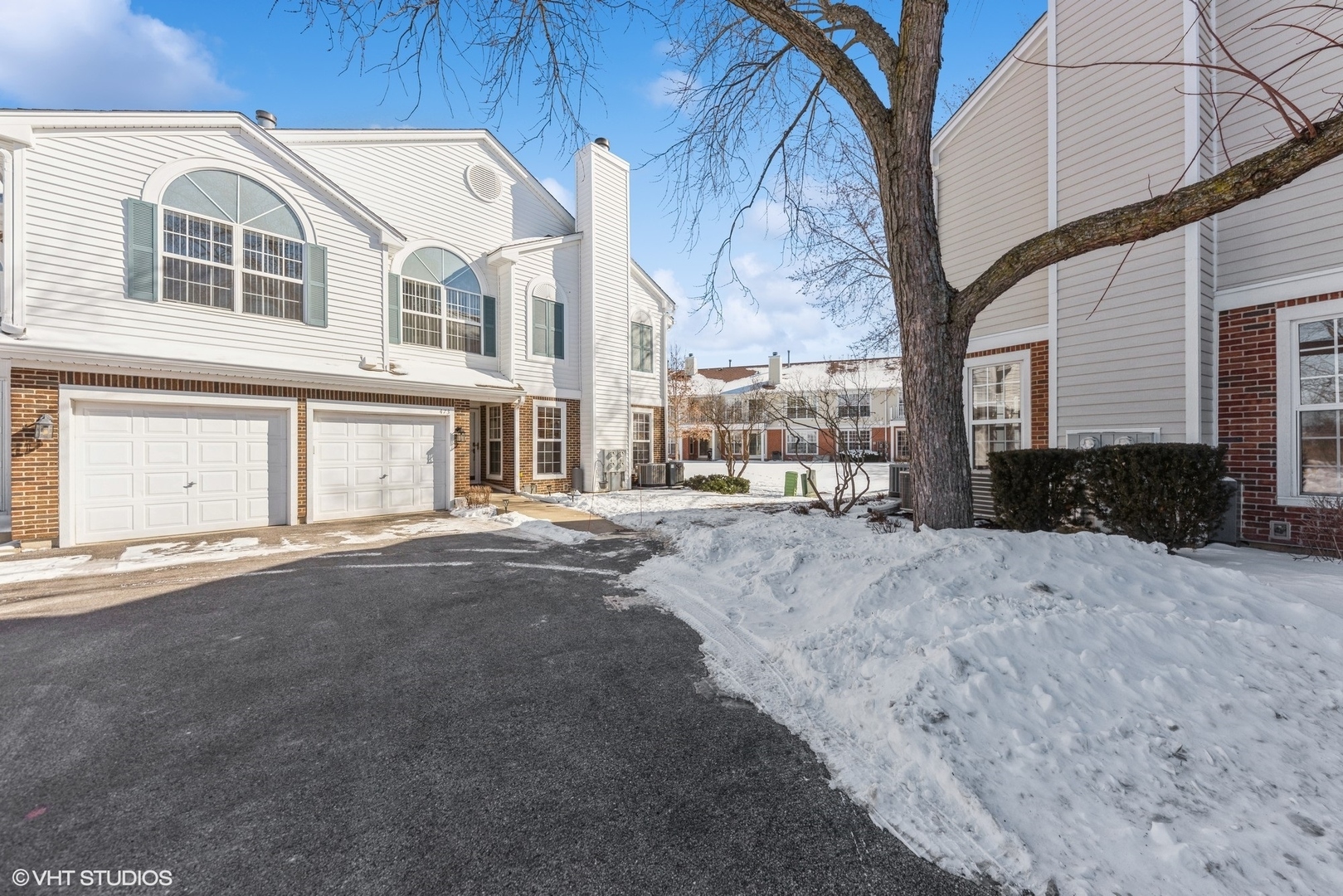 Property Photo:  473 Grosse Pointe Circle 473  IL 60061 