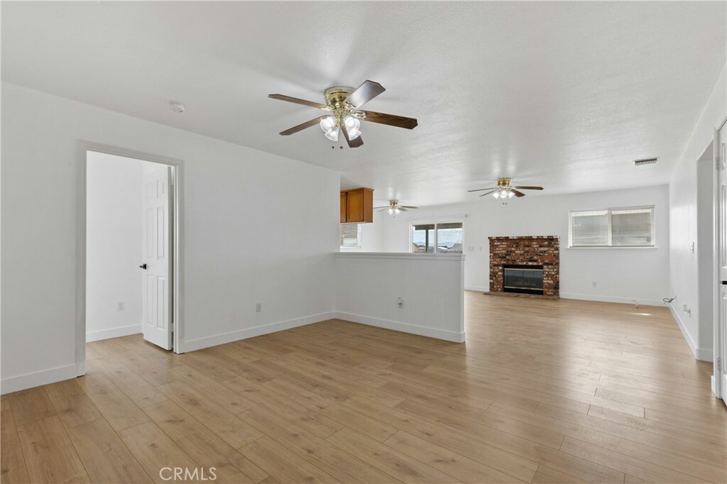 Property Photo: 6914 Roland Avenue CA 93560