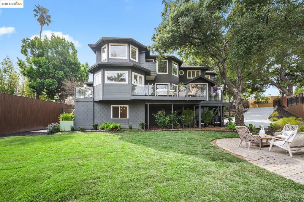 Property Photo: 398 S 17th St CA 95112