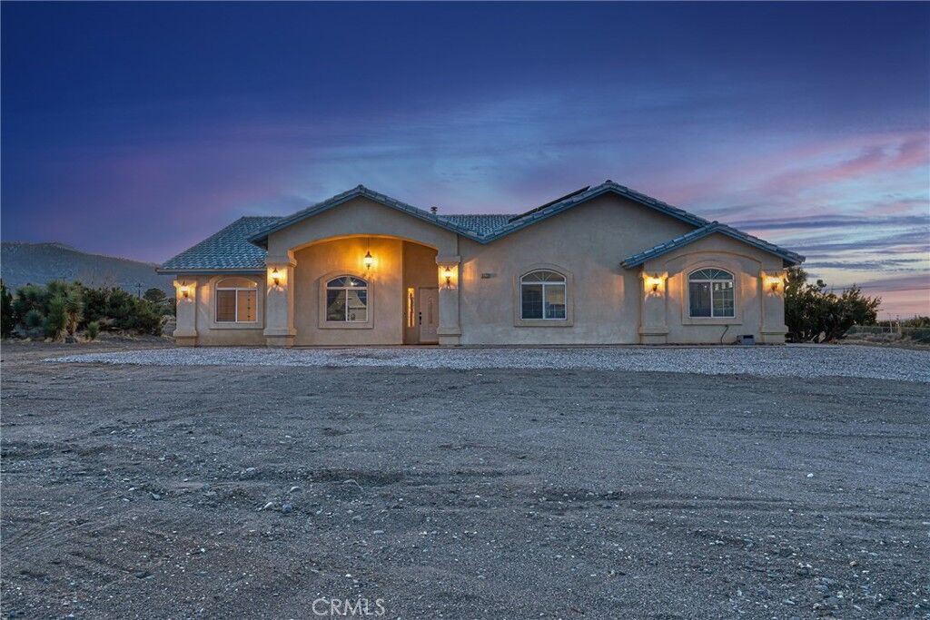 Property Photo: 9372 Avalon Road CA 92371