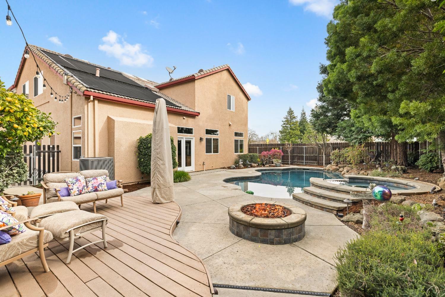 Property Photo:  8942 Beckington Drive  CA 95624 