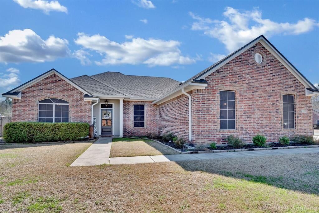 Property Photo: 2105 Quail Creek Lane LA 71037