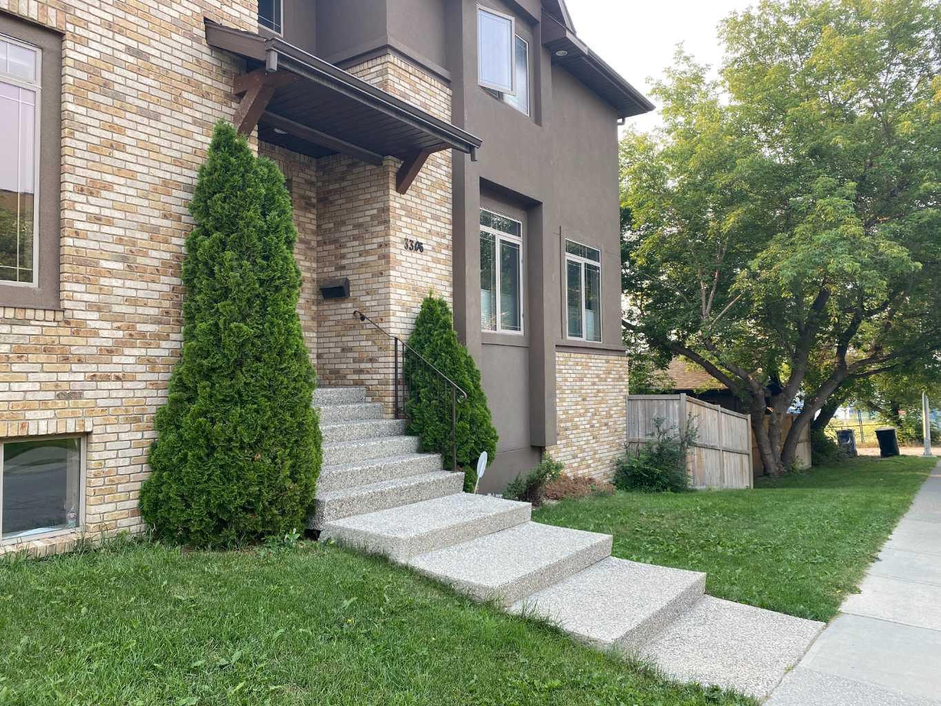 Property Photo: 3306 21 Street SW AB T2T 6R1