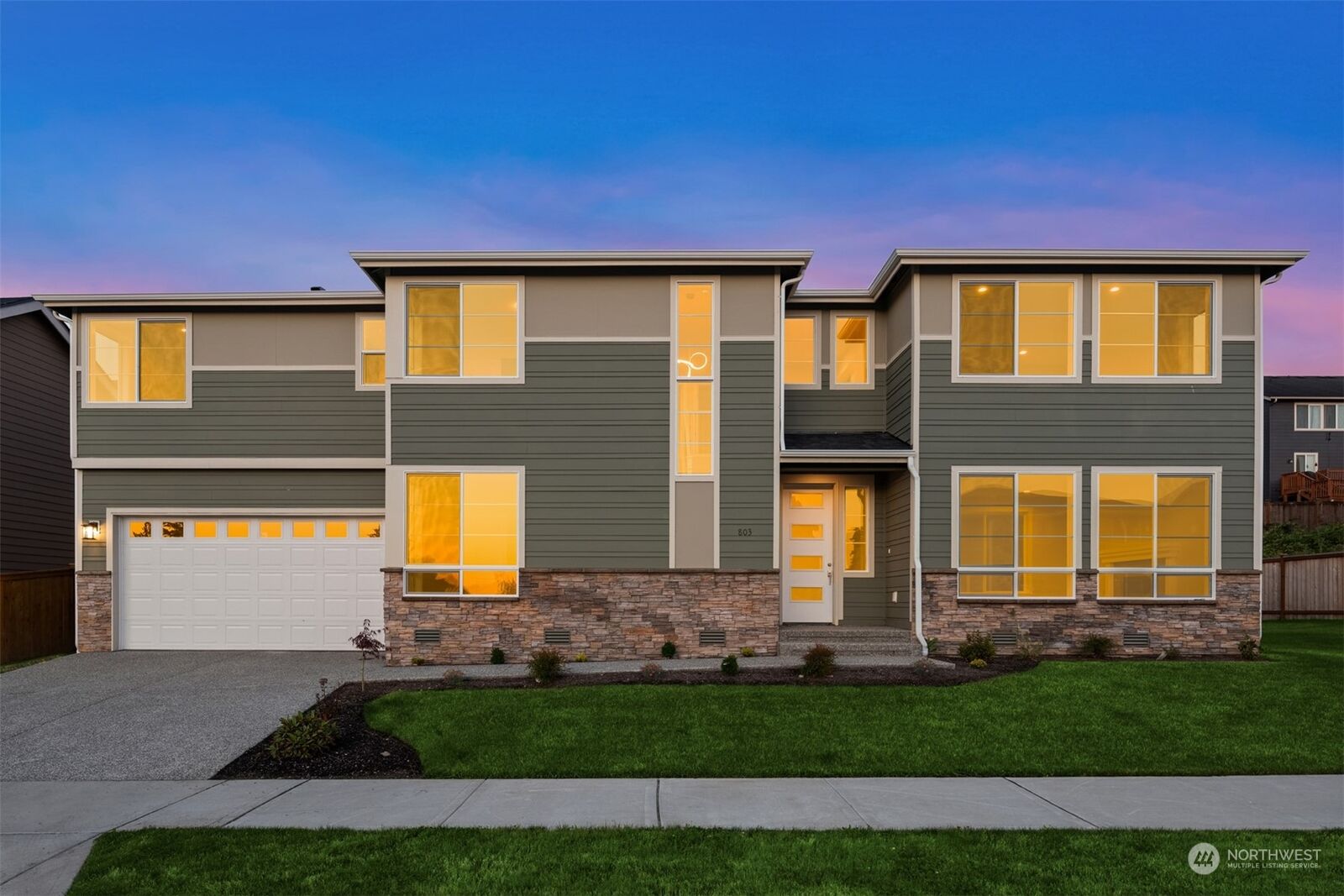 Property Photo:  803  76th Drive SE  WA 98258 