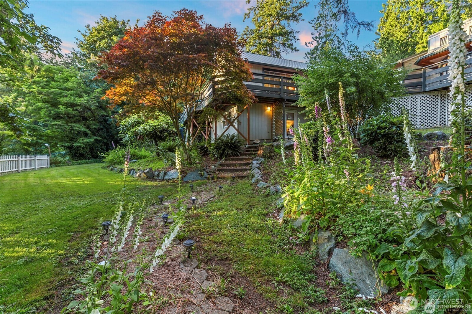 Property Photo:  1210 E Blackburn Road  WA 98274 