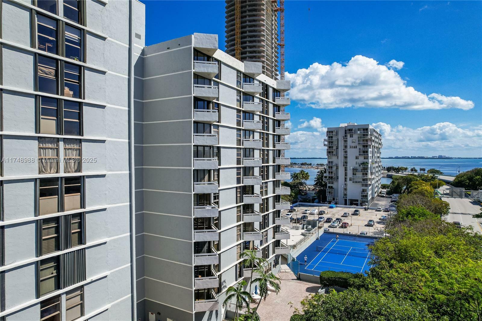 Property Photo:  2501 Brickell Av 201  FL 33129 