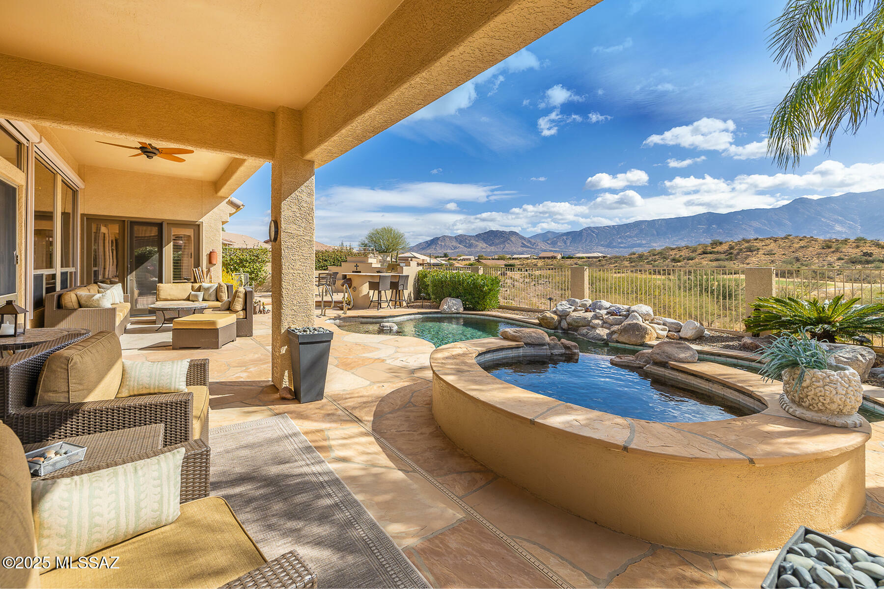 Property Photo:  38785 S Sand Crest Drive  AZ 85739 