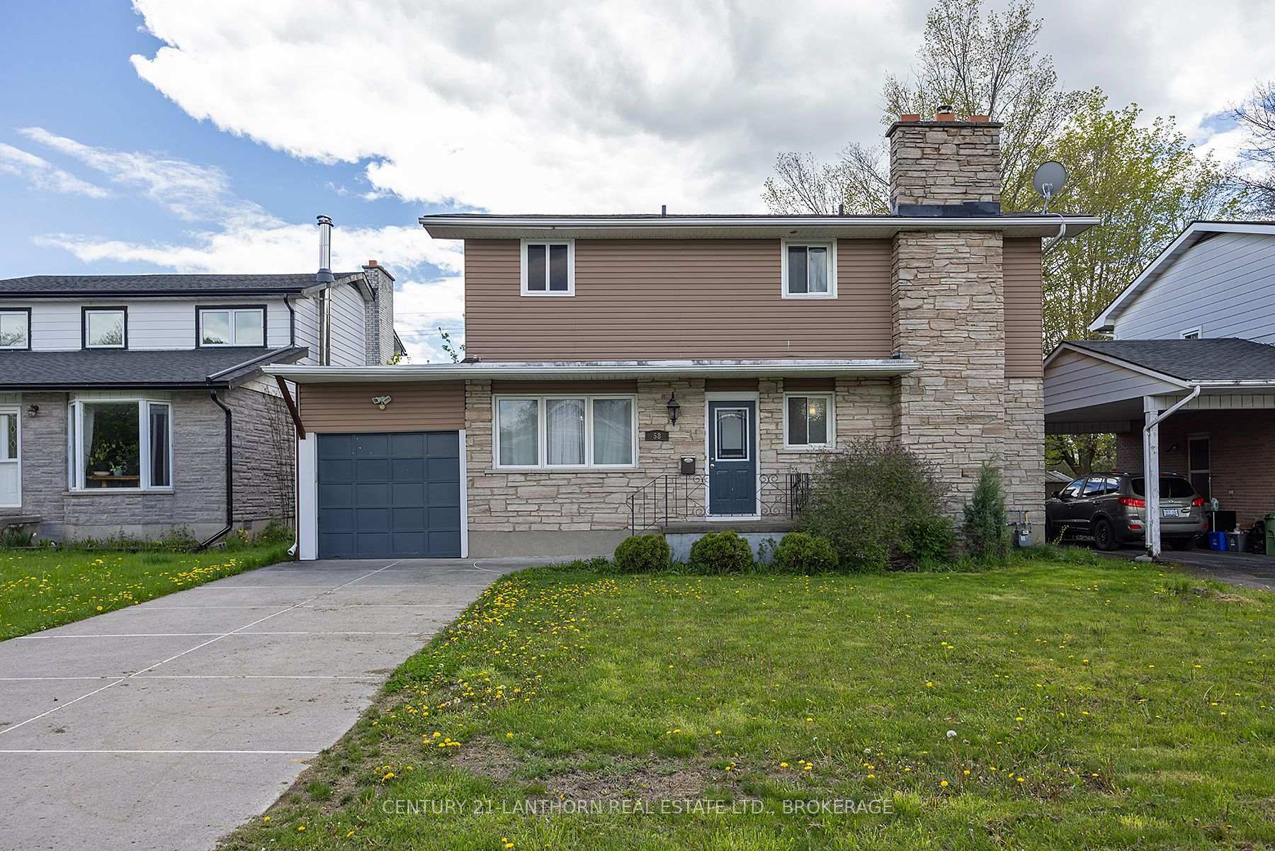 Photo de la propriété:  58 Cliff Crescent  ON K7M 1A8 