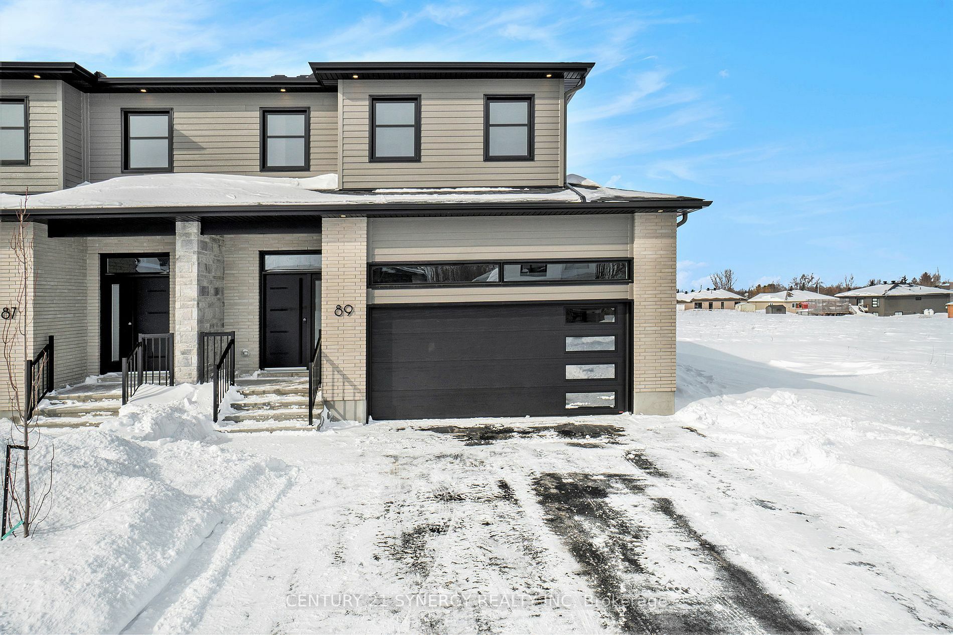 Property Photo:  89 Villeneuve St  ON K0C 1W0 