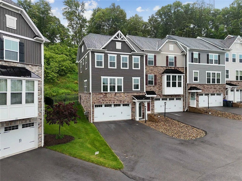 Property Photo: 123 Moyer Hill Dr PA 16066