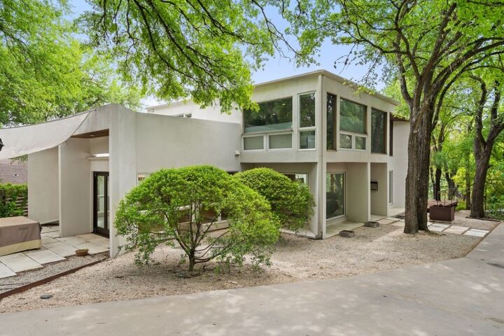 2603 Maria Anna Road  Austin TX 78703 photo