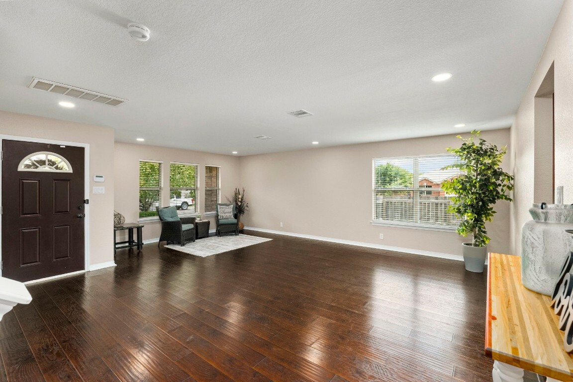 Property Photo: 780 New Bridge Drive TX 78640
