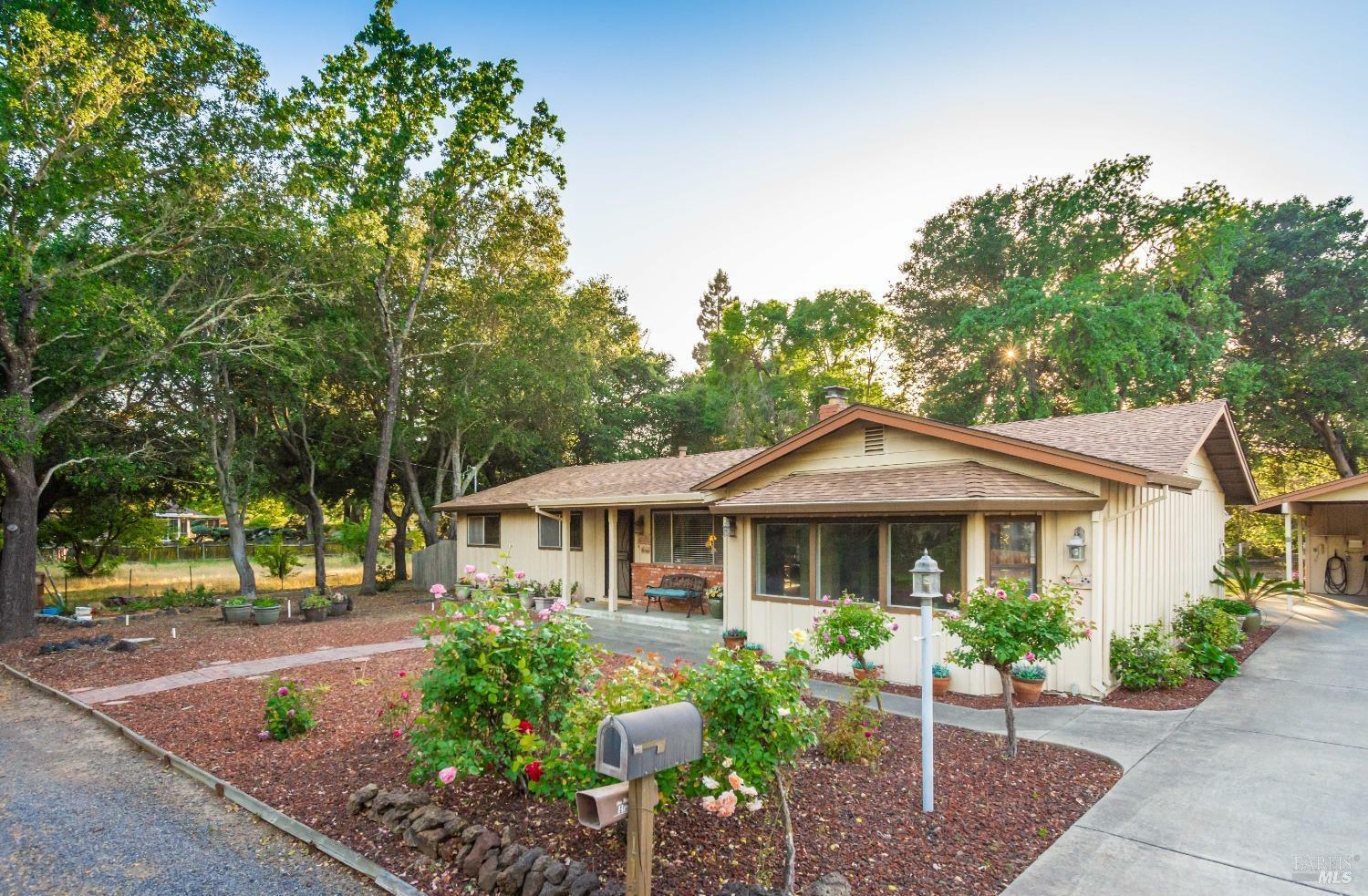 1122 Petra Drive  Napa CA 94558 photo