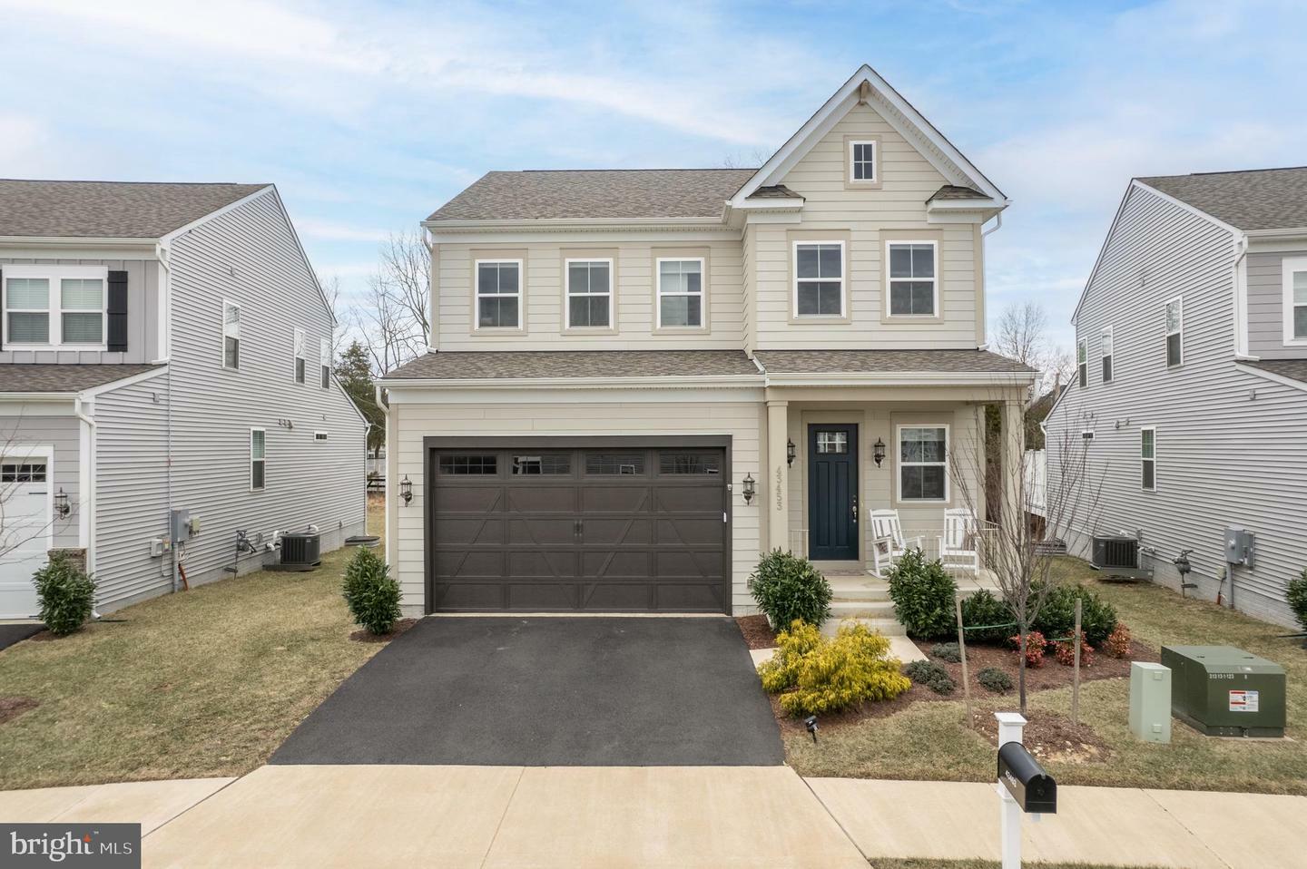 Property Photo:  43453 Bettys Farm Drive  VA 20152 