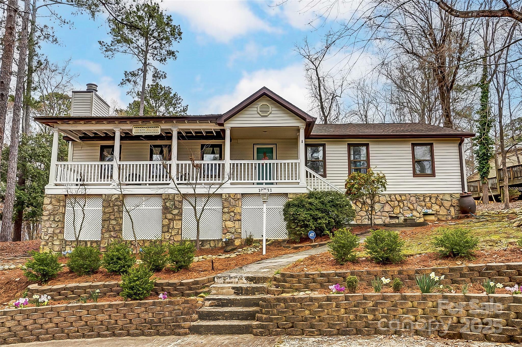 Property Photo: 10031 Bora Bora Drive SC 29708