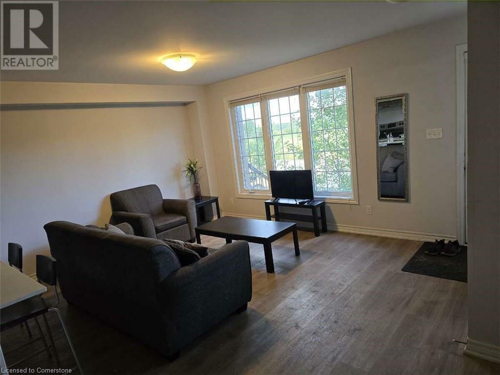 Property Photo:  252 Penetanguishene Road  ON L4M 7C2 