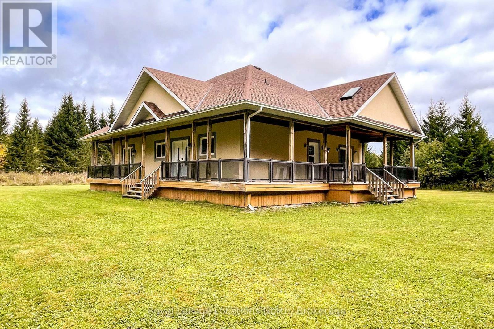 Property Photo: 595863 4th Line ON N0H 2E0
