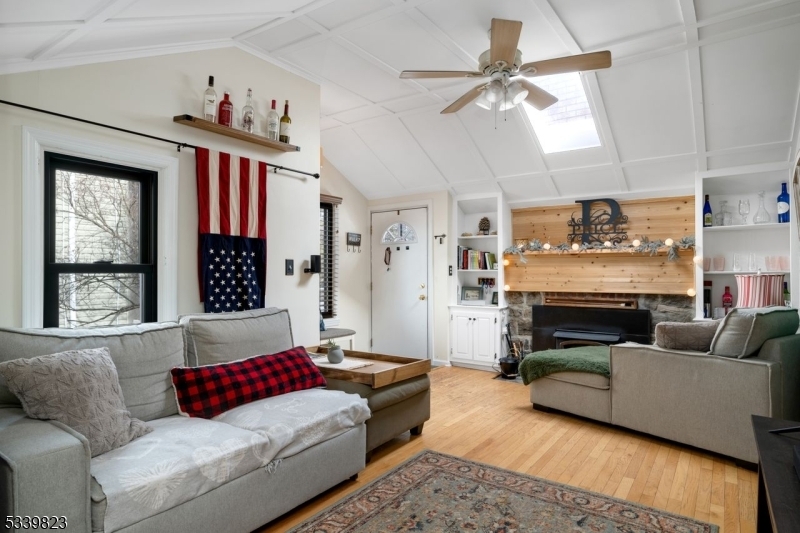 Property Photo: 18 Seneca Trl NJ 07871