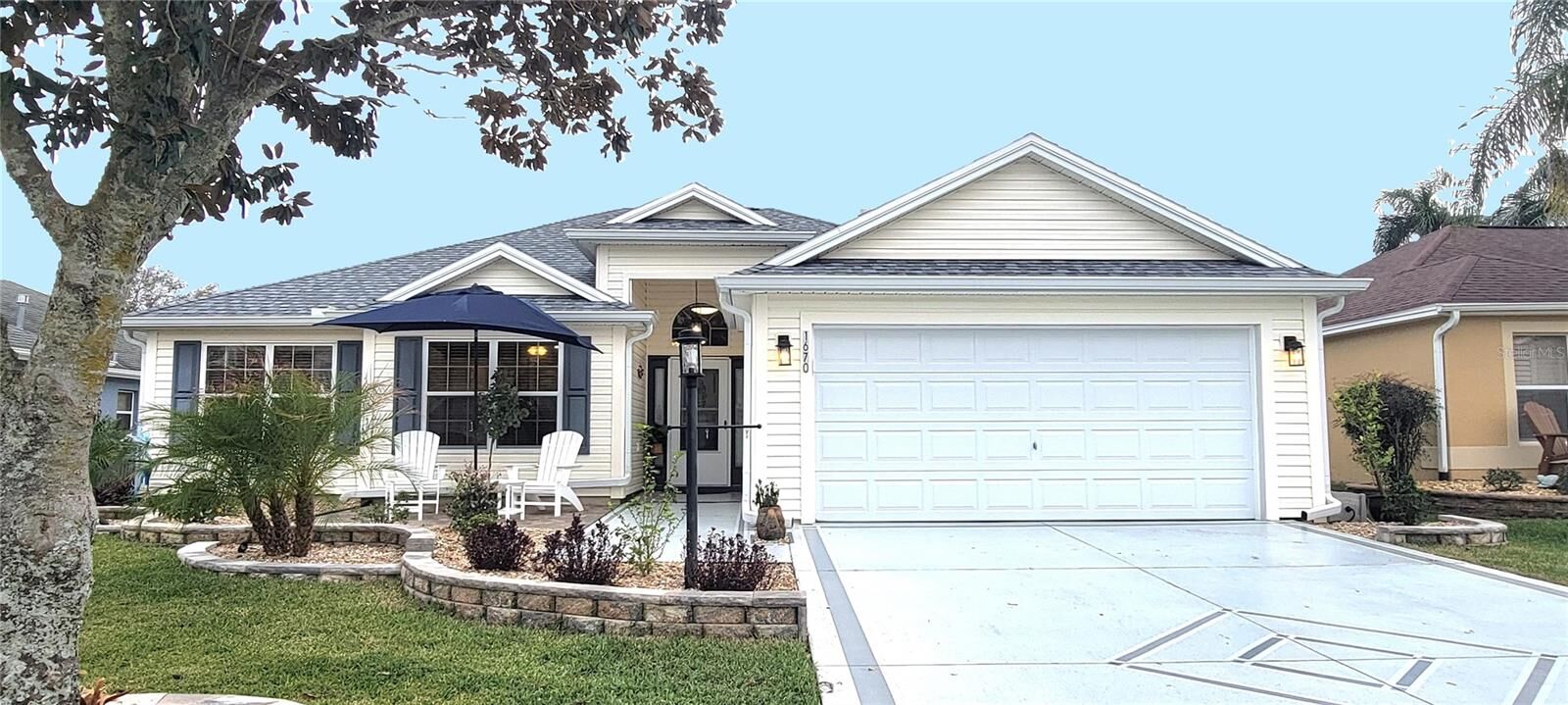 Property Photo: 1670 Kensington Place FL 32162
