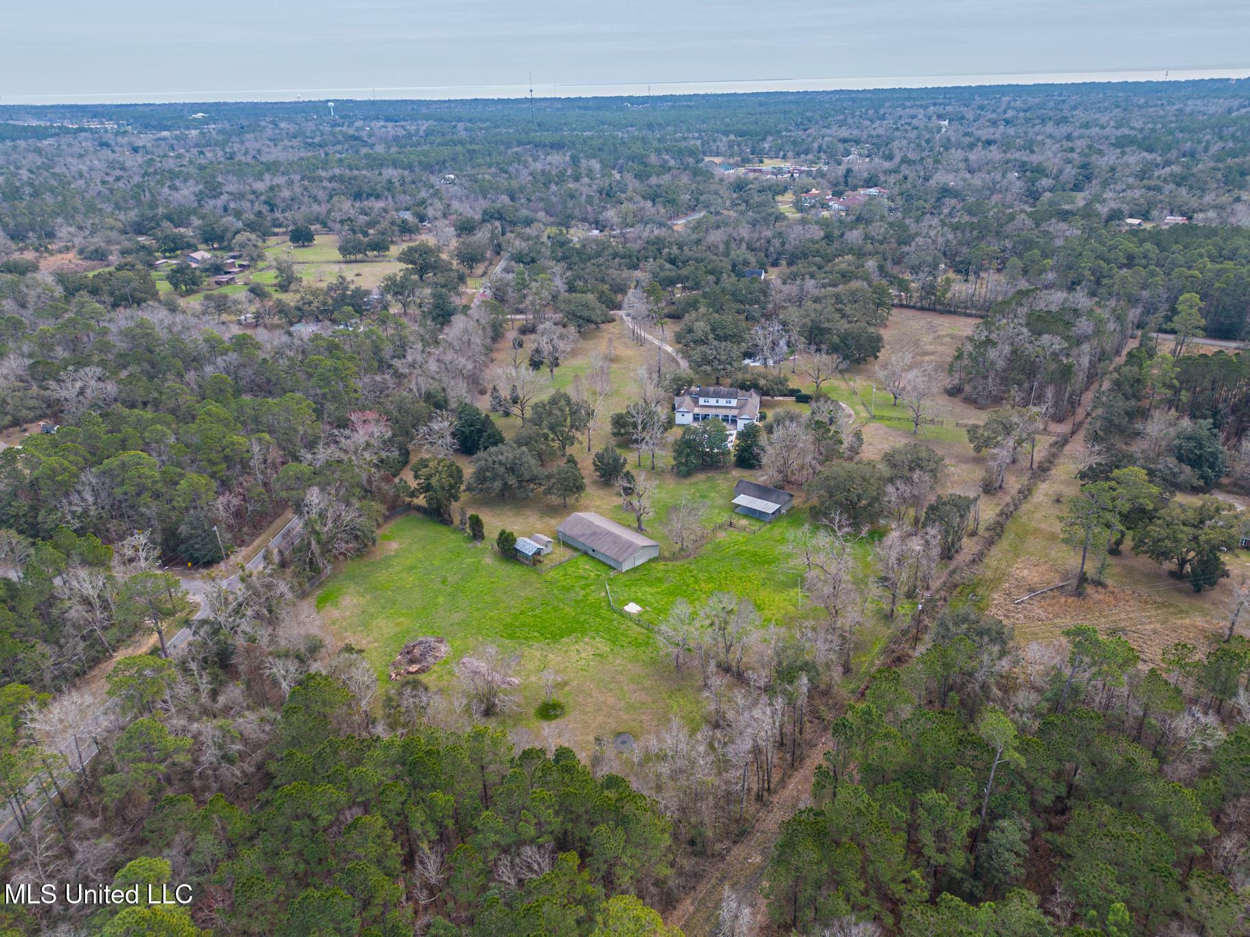 Property Photo:  22990 Arcadia Farm Road  MS 39571 