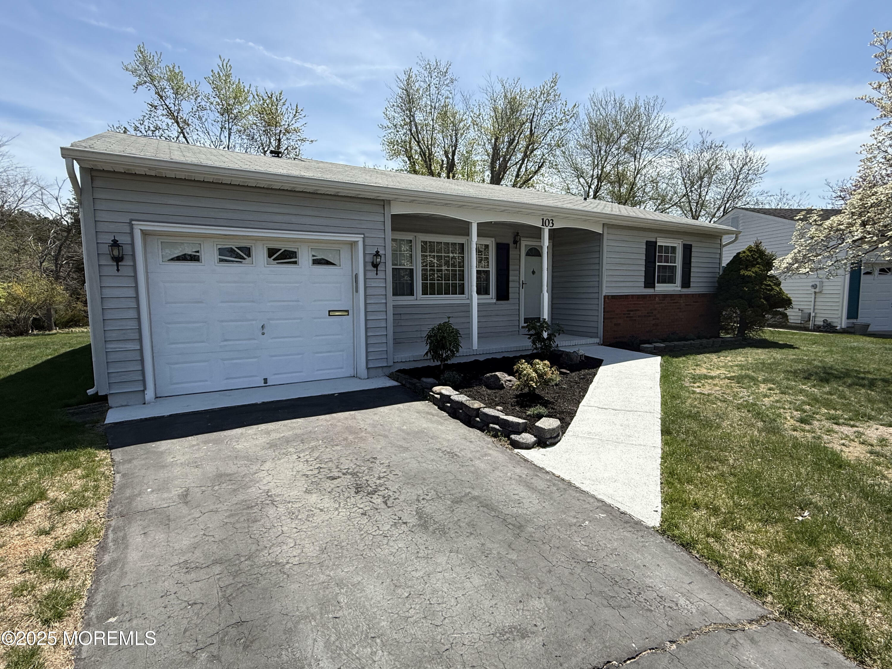 Property Photo:  103 Edinburgh Court  NJ 08757 
