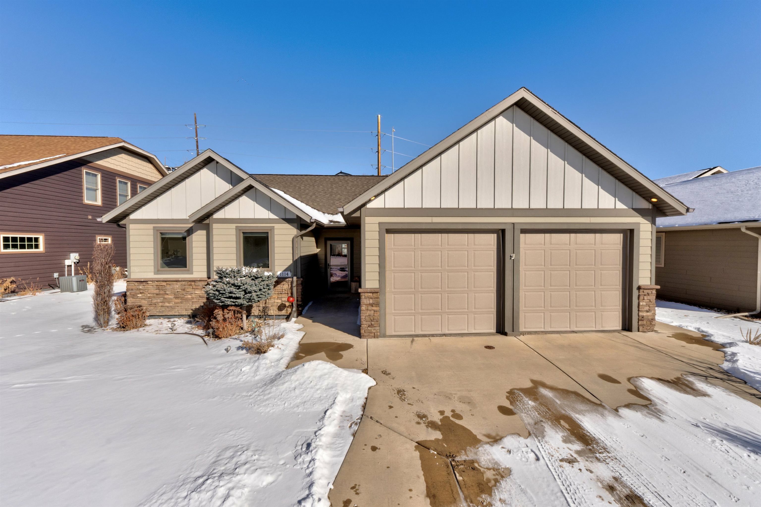 Property Photo: 1114 Settlers Creek Place SD 57701