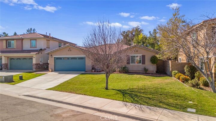 Property Photo:  52983 Alba Street  CA 92532 