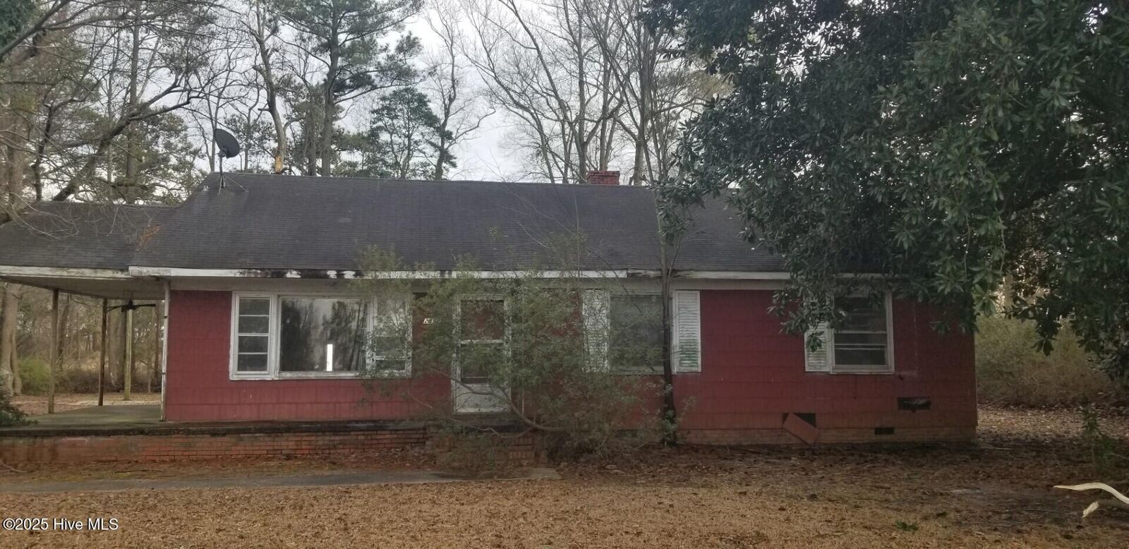 Property Photo:  2637 Elm Grove Road  NC 28504 