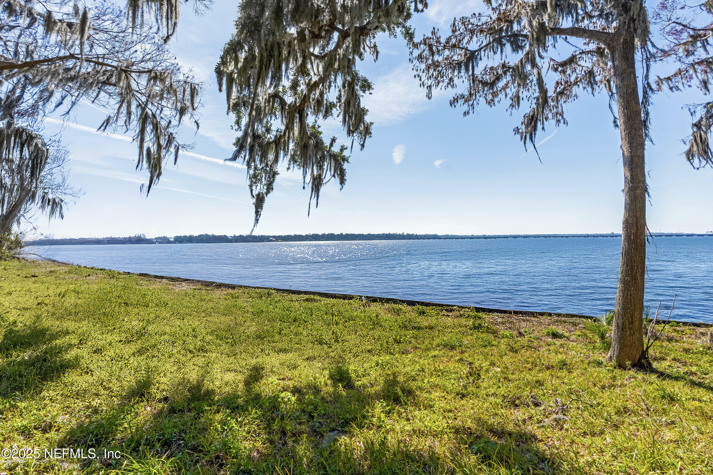 Property Photo:  2729 Forest Circle  FL 32257 