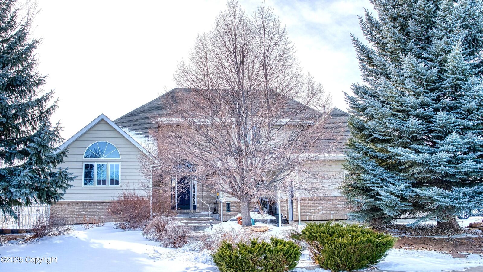 Property Photo:  1400 Meadow Brook Ct S  WY 82718 