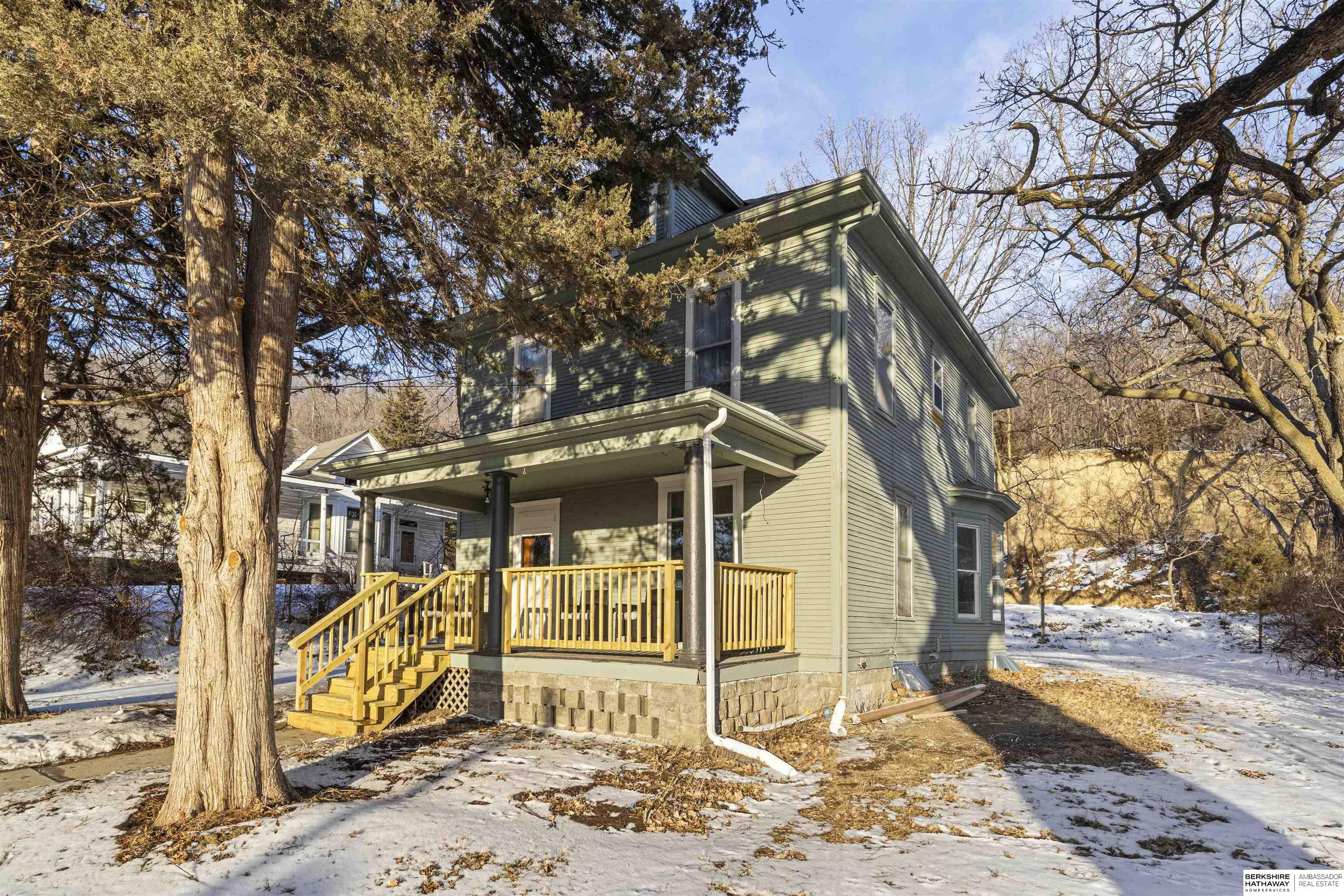 Property Photo:  917 High Street  IA 51503 