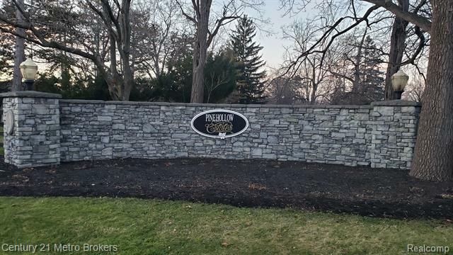 6318 Bridle Path  Grand Blanc Twp MI 48439 photo