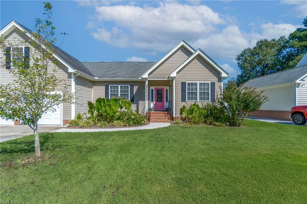 Property Photo: 208 Kendra Ct VA 23322