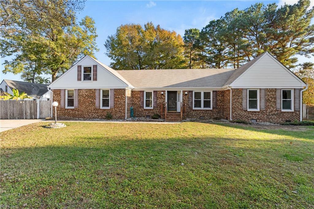Property Photo: 821 Weatherby Ct VA 23322
