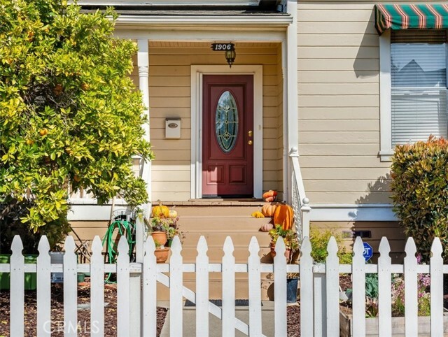 Property Photo: 1906 Chorro Street CA 93401