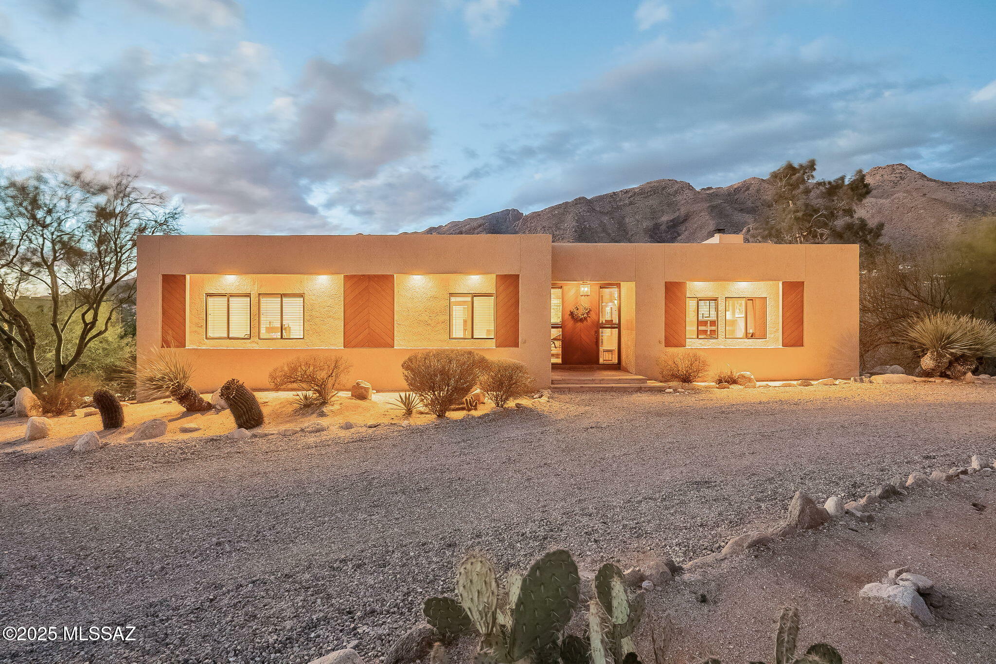 Property Photo:  6515 N Saint Andrews Drive  AZ 85718 