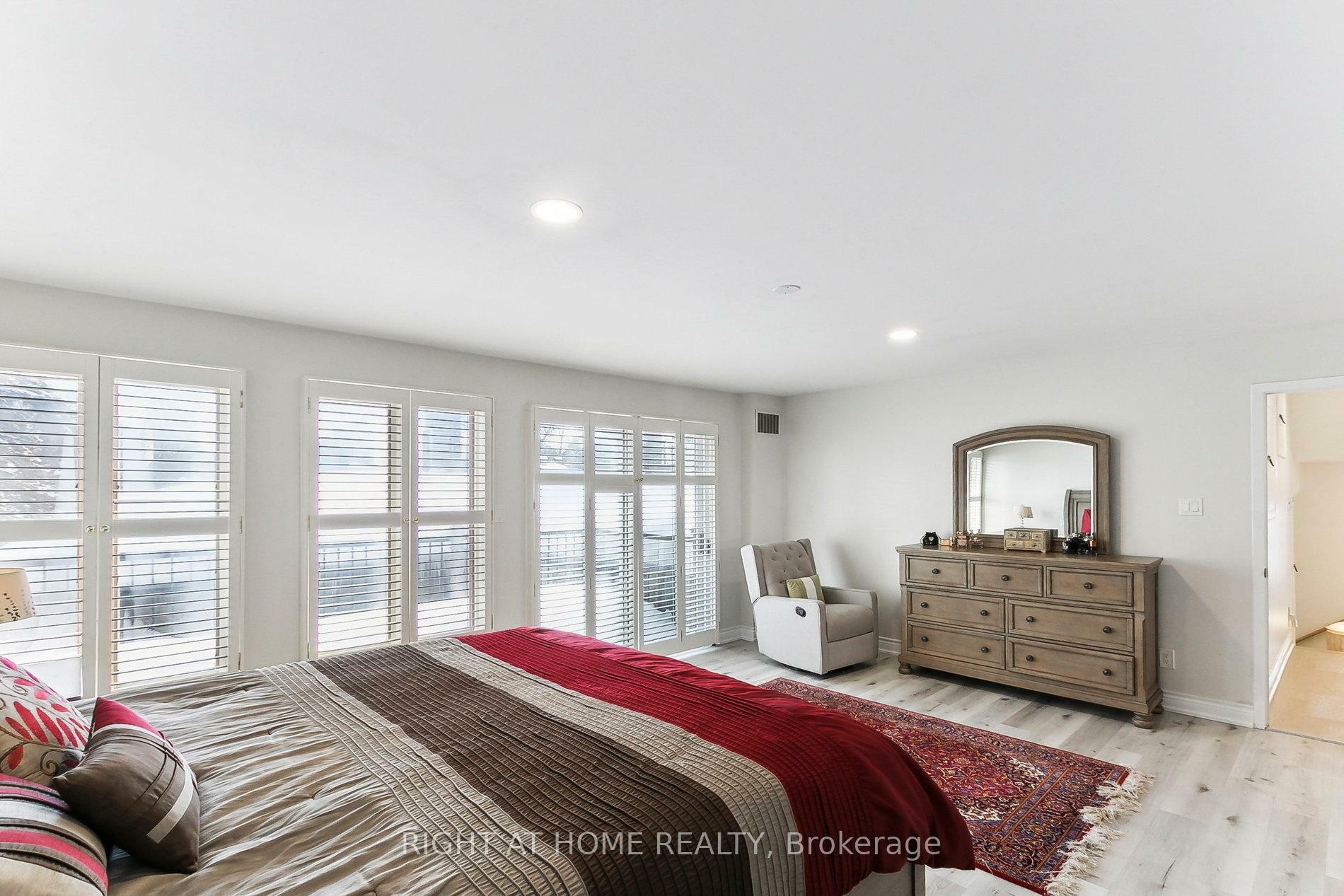 120 Santa Barbara Road  Toronto ON M2N 2C5 photo